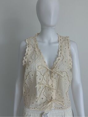 THIRTY/THIRTY Cream Eyelet Lace Tie-Front Vest